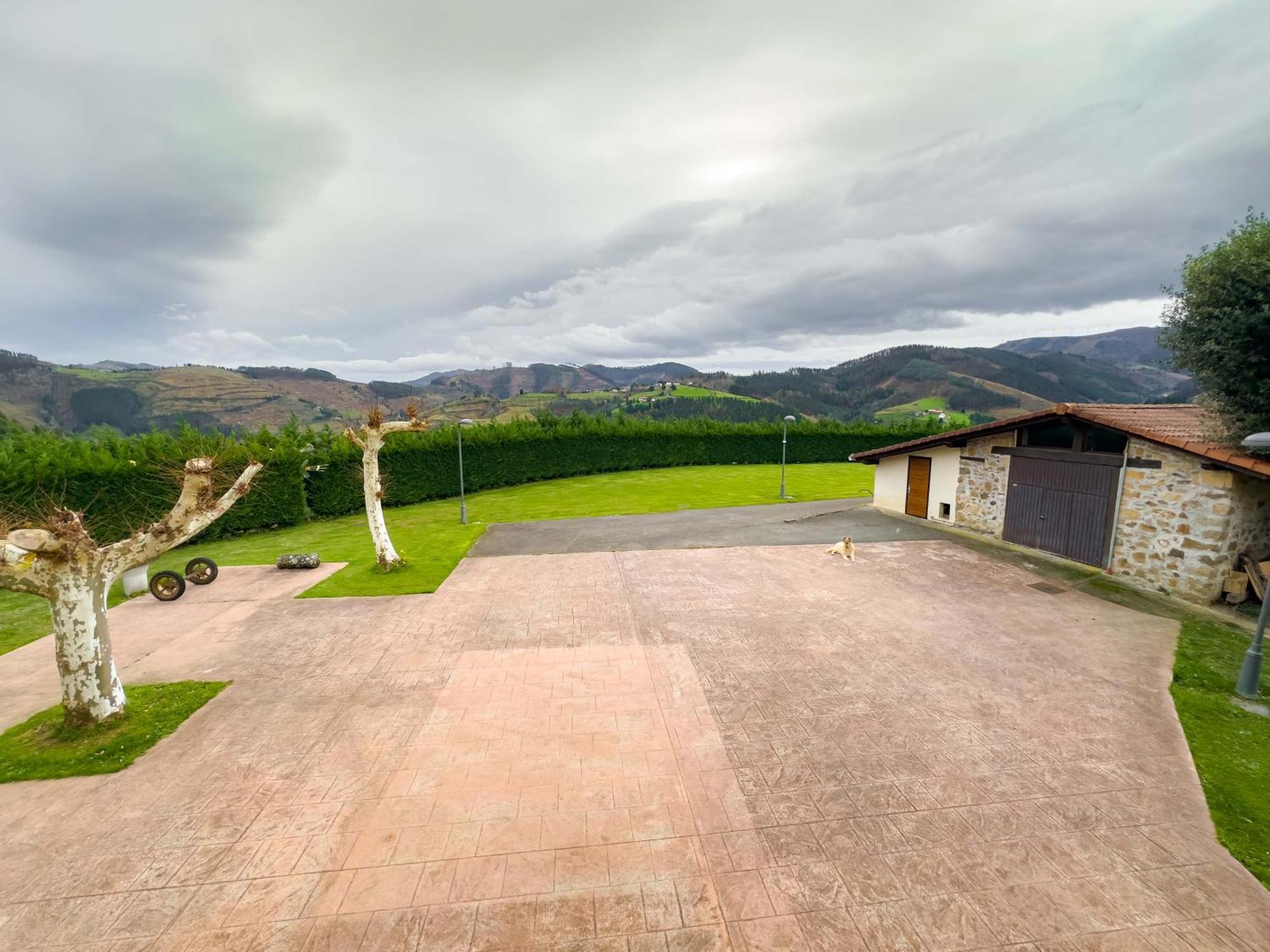 Amplia Casa Rural En Entorno Natural シオルツァ＝ボリバル エクステリア 写真