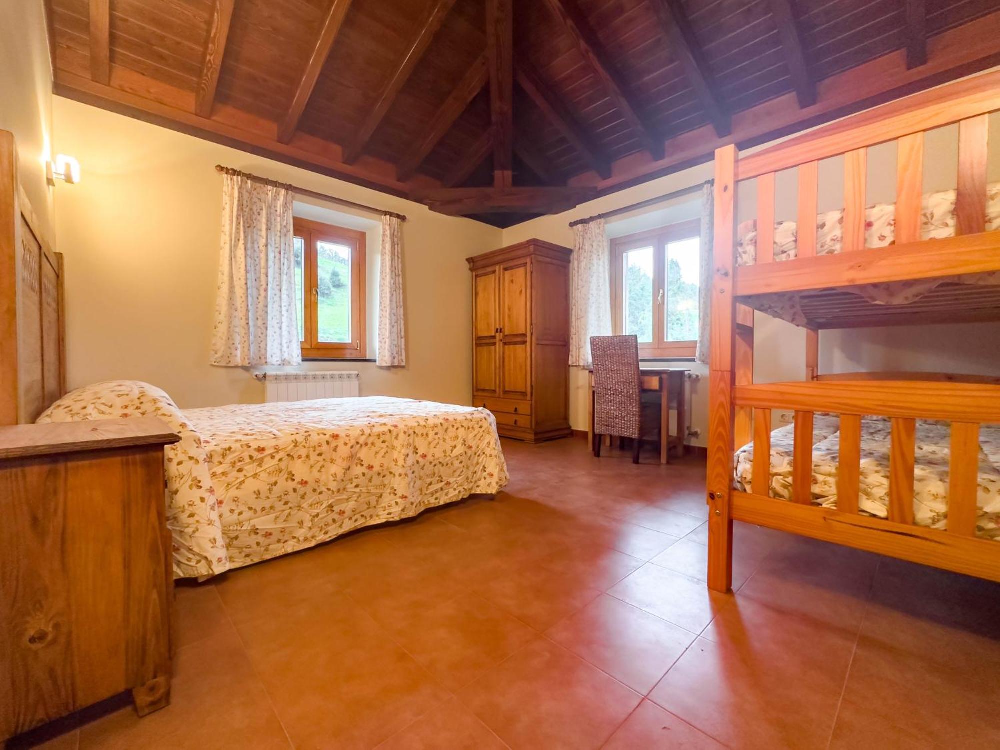 Amplia Casa Rural En Entorno Natural シオルツァ＝ボリバル エクステリア 写真
